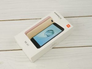 Обзор Xiaomi Mi A1: есть ли жизнь без MIUI?