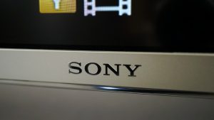Обзор Sony KD-43XE7077: телевизор, которому плевать на прошлое