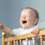 Почему плачет ваш ребёнок: быстрая помощь маленькому человечку