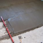 Как выровнять бетонный пол под линолеум? Стяжка, циклевание, подготовка основания