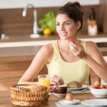 Здоровье женщины и правильный завтрак
