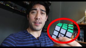 This ROBOT Solves the Rubik's Cube Зак Кинг - бог монтажа