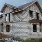 Строительство дома из пенобетона: советы мастеров
