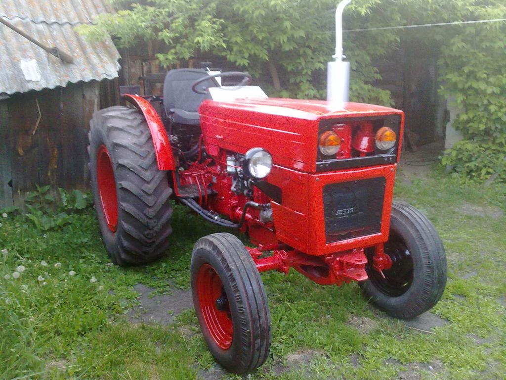 Румынский трактор