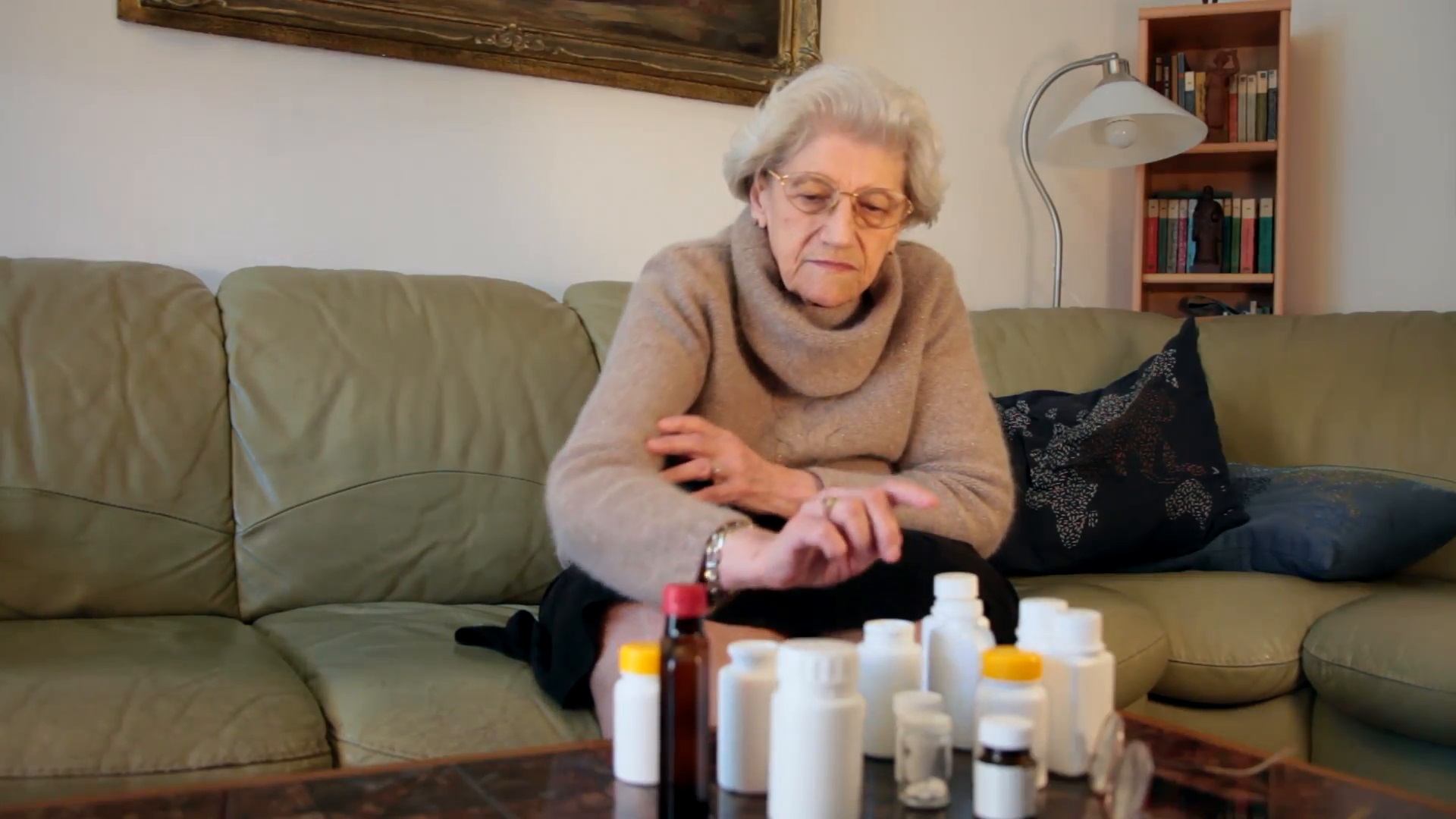 Бабушка и таблетки