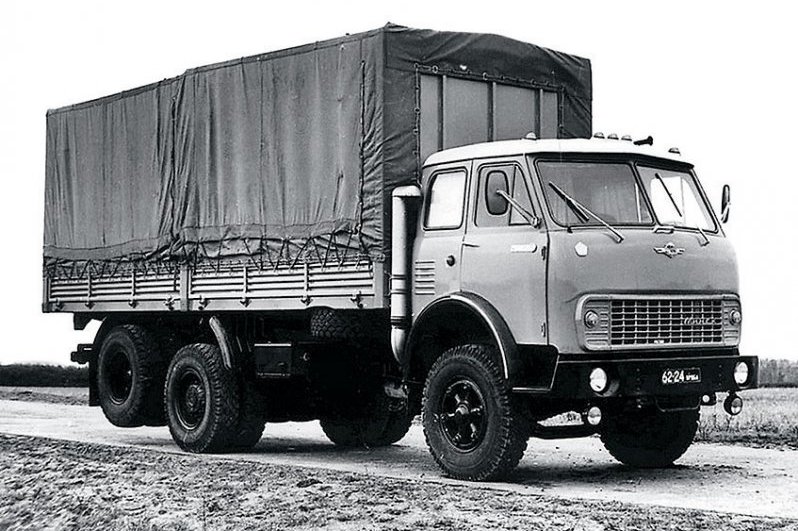 Бортовой грузовик МАЗ 516
