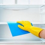 10 лайфхаков для избавления от запаха в холодильнике