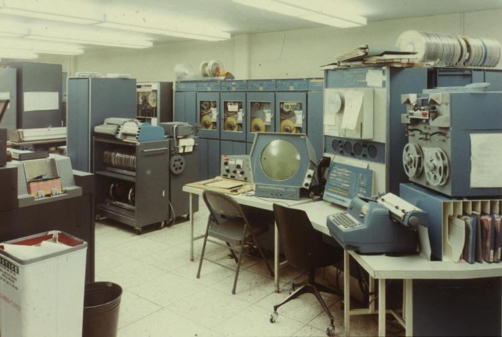 Машина PDP-1