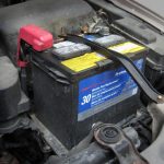 Как зарядить полностью разряженный автомобильный аккумулятор: советы и рекомендации автомобилистам
