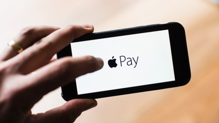 Как подключить карту к Apple Pay